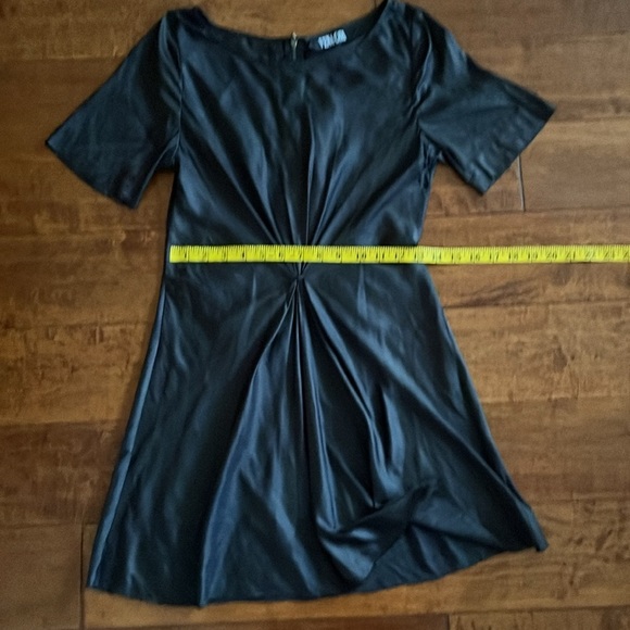 Vena Cava Black Twist Front Dress - Picture 5 of 9